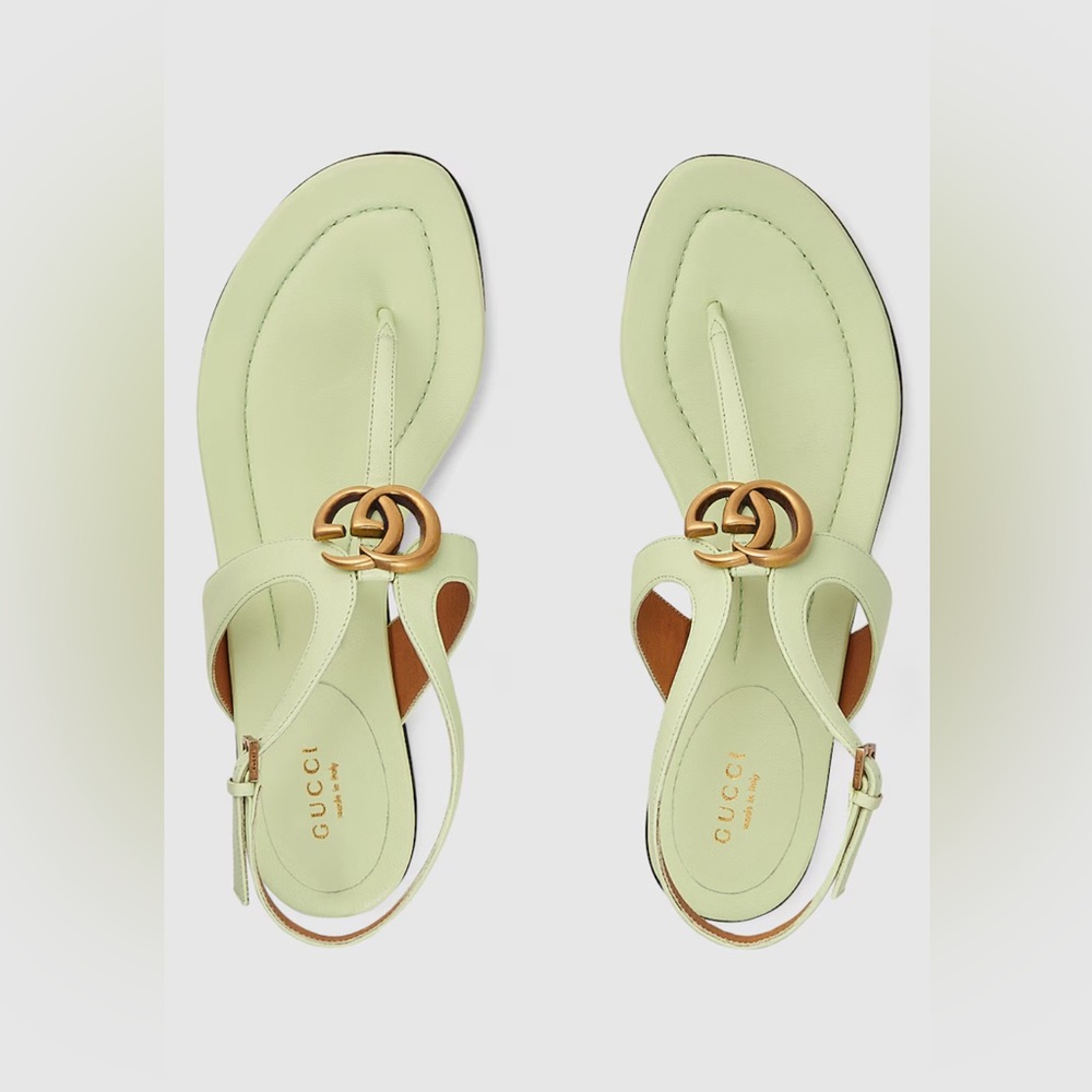 Gucci WOMEN'S THONG SANDAL WITH DOUBLE G